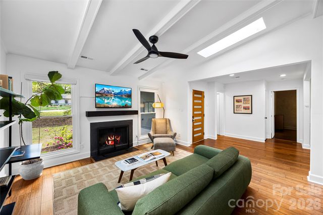 6212 Sellars Court, Charlotte, NC 28211