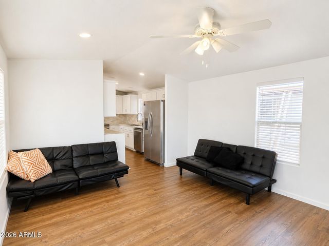 1614 E Villa Rita Drive, Phoenix, AZ 85022