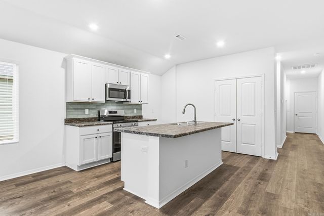 85 Sarah Alyse Lane, Cabot, AR 72023