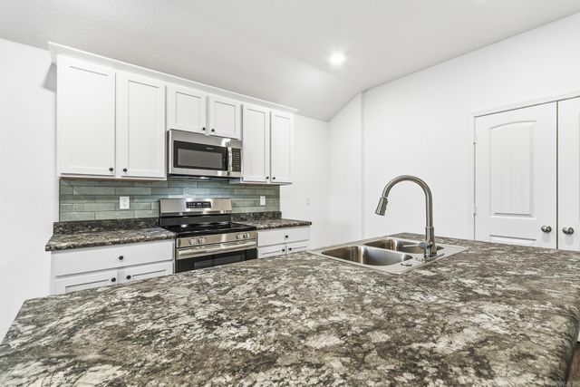 85 Sarah Alyse Lane, Cabot, AR 72023