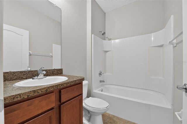 2637 WALDEN WOODS DRIVE, Plant City, FL 33566