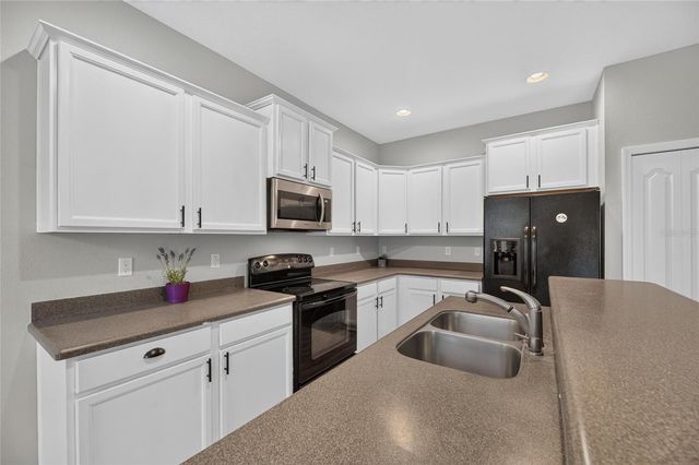 2637 WALDEN WOODS DRIVE, Plant City, FL 33566