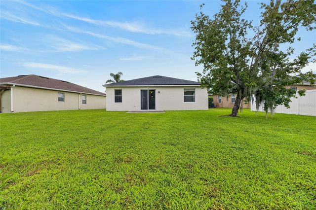 2637 WALDEN WOODS DRIVE, Plant City, FL 33566