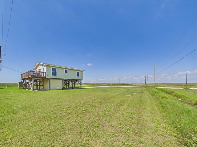 12886 Jean Lafitte Drive, Freeport, TX 77541