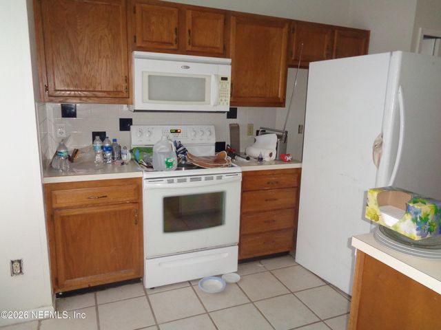3526 SHELDRAKE Drive, Jacksonville, FL 32223