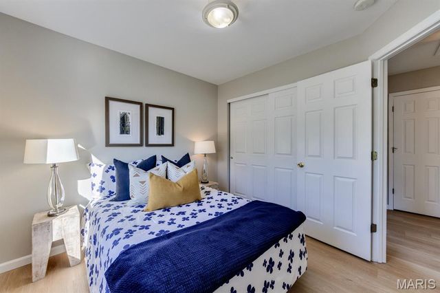 2301 Fairway, High Ridge, MO 63049