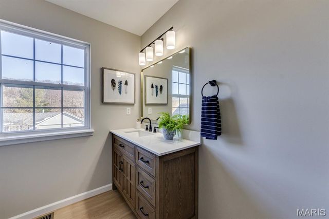 2301 Fairway, High Ridge, MO 63049