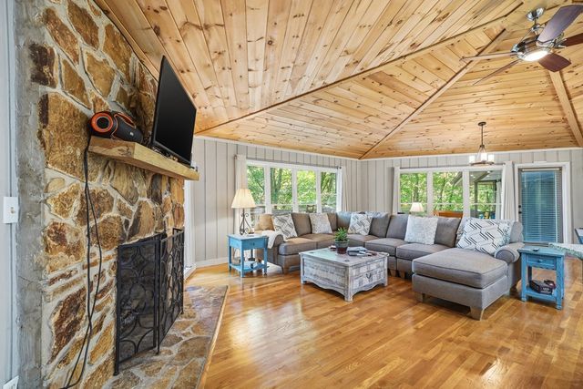 775 Mountain Oak Road, Ellijay, GA 30540