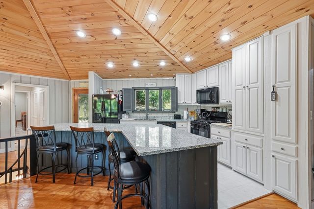 775 Mountain Oak Road, Ellijay, GA 30540