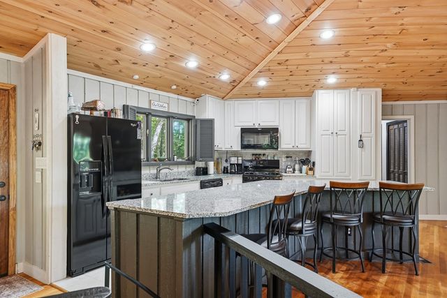 775 Mountain Oak Road, Ellijay, GA 30540