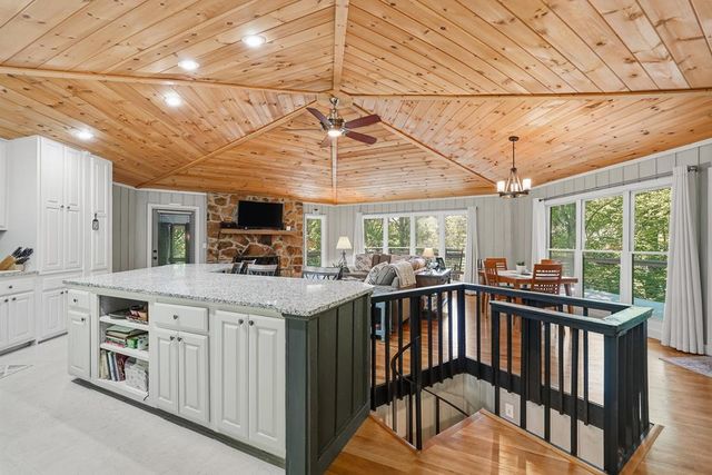 775 Mountain Oak Road, Ellijay, GA 30540