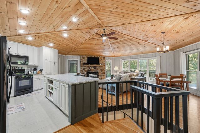 775 Mountain Oak Road, Ellijay, GA 30540