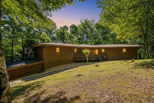775 Mountain Oak Road, Ellijay, GA 30540