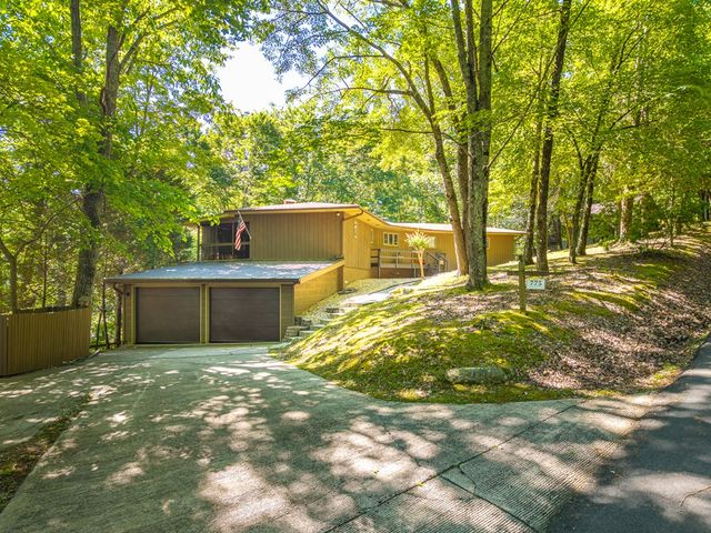 775 Mountain Oak Road, Ellijay, GA 30540