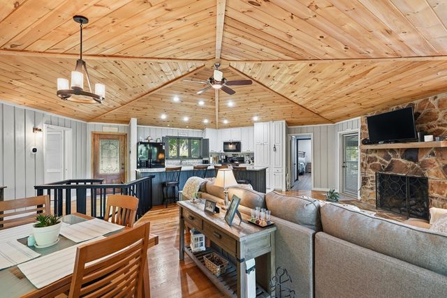 775 Mountain Oak Road, Ellijay, GA 30540