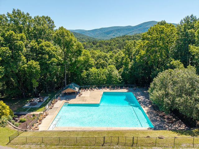 775 Mountain Oak Road, Ellijay, GA 30540