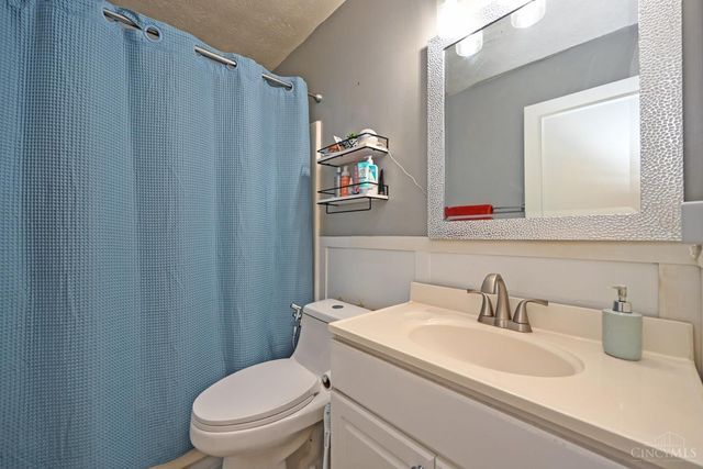 1676 Devils Backbone Road, Green Twp, OH 45233