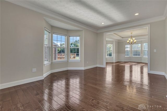 10500 Wallingsford Circle, Dayton, OH 45458