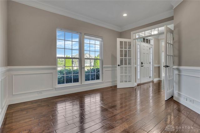 10500 Wallingsford Circle, Dayton, OH 45458