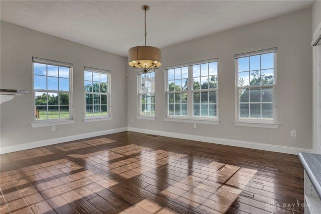 10500 Wallingsford Circle, Dayton, OH 45458