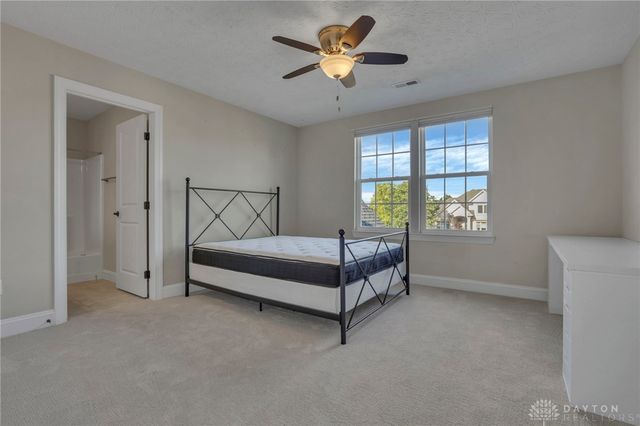 10500 Wallingsford Circle, Dayton, OH 45458