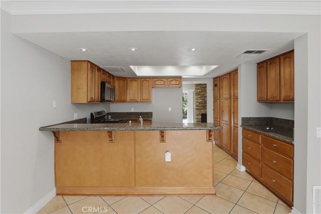 2260 El Capitan, Riverside, CA 92506