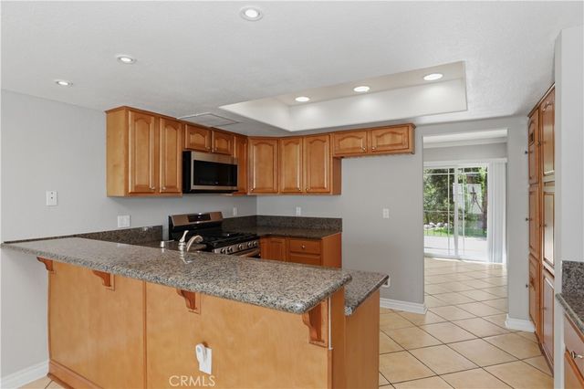 2260 El Capitan, Riverside, CA 92506