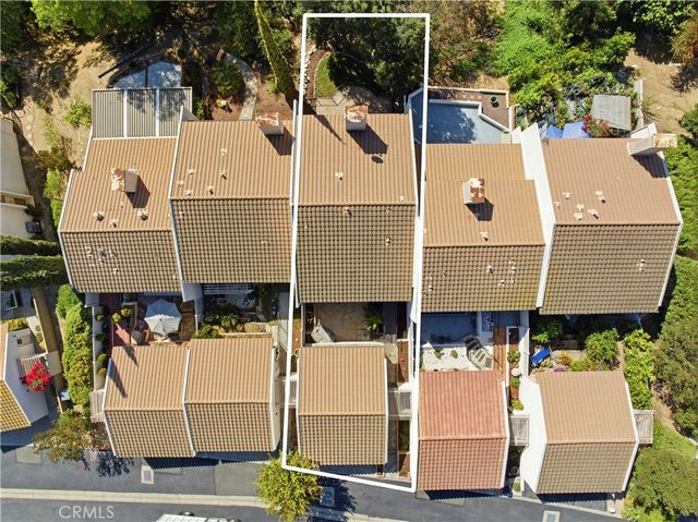 2260 El Capitan, Riverside, CA 92506