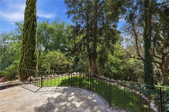 2260 El Capitan, Riverside, CA 92506