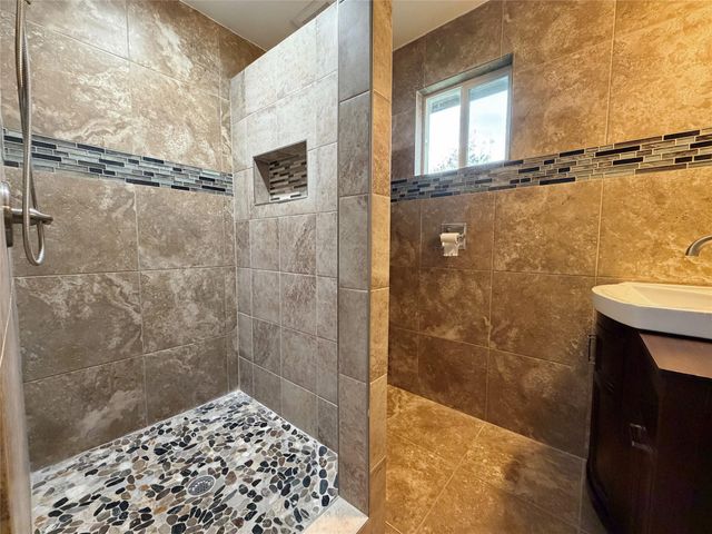 369 County Road 3556 Road, Cleveland, TX 77327