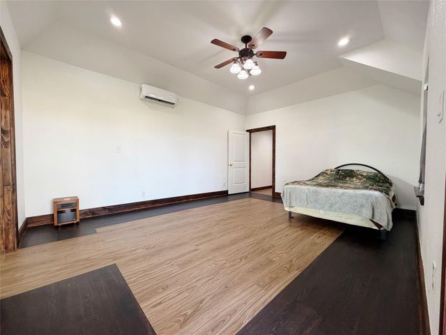 369 County Road 3556 Road, Cleveland, TX 77327