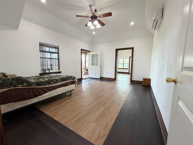 369 County Road 3556 Road, Cleveland, TX 77327