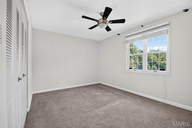 1729 Canary Cove, Brentwood, MO 63144