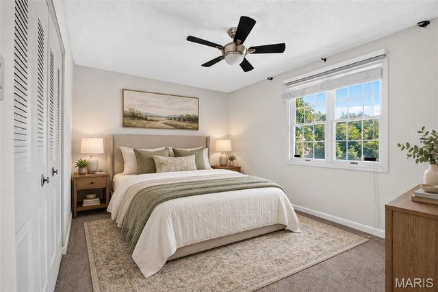 1729 Canary Cove, Brentwood, MO 63144