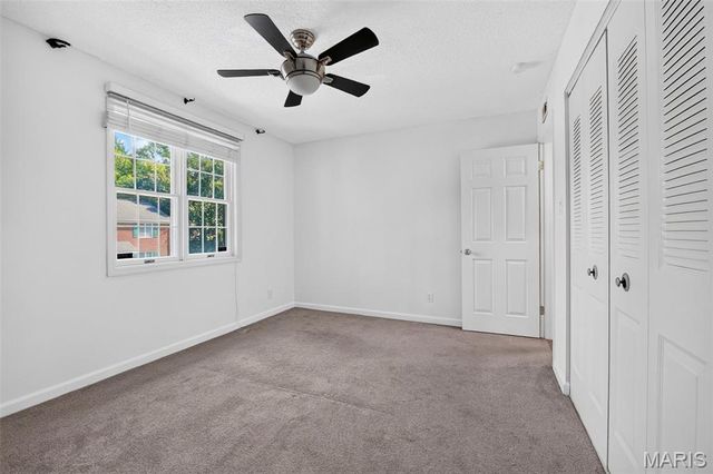 1729 Canary Cove, Brentwood, MO 63144