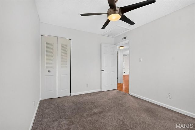 1729 Canary Cove, Brentwood, MO 63144