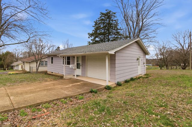 512 Johnson Street, West Plains, MO 65775