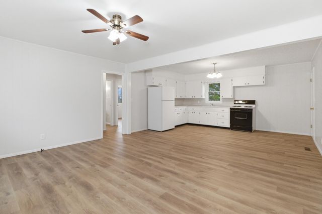 512 Johnson Street, West Plains, MO 65775