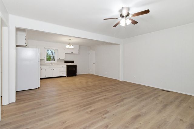 512 Johnson Street, West Plains, MO 65775