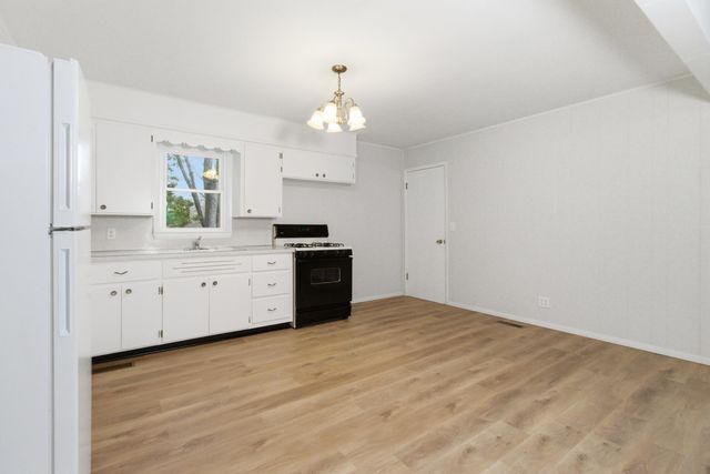 512 Johnson Street, West Plains, MO 65775