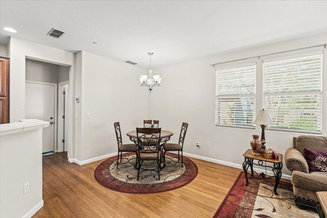 1406 Dante Cir, Roseville, CA 95678