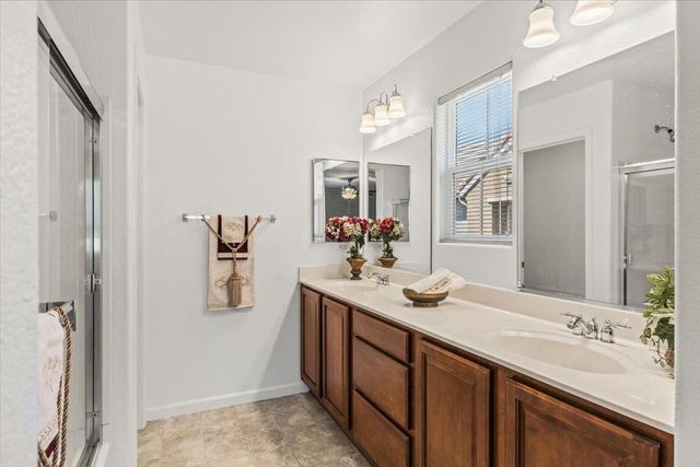 1406 Dante Cir, Roseville, CA 95678