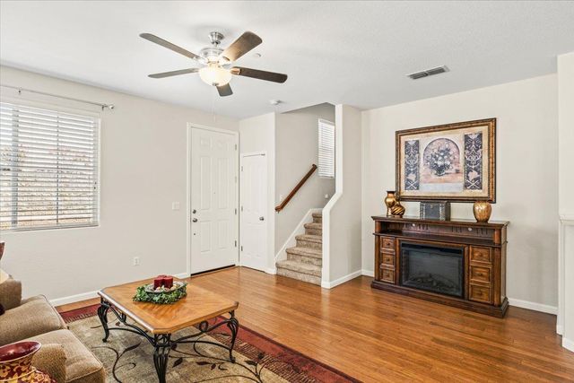 1406 Dante Cir, Roseville, CA 95678