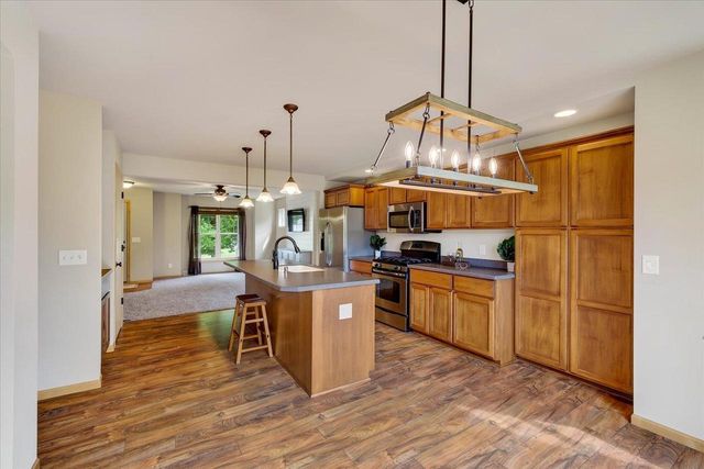 6909 Country Lane, Madison, WI 53719