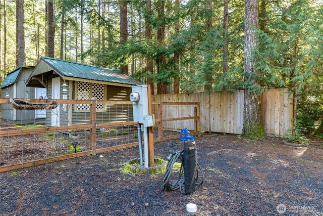 81 N Duckabush Drive E, Hoodsport, WA 98548