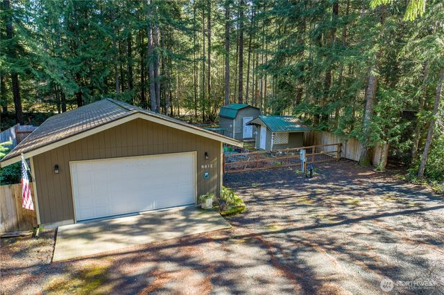 81 N Duckabush Drive E, Hoodsport, WA 98548