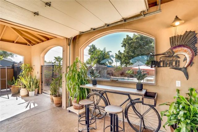 5162 Edinger, Huntington Beach, CA 92649