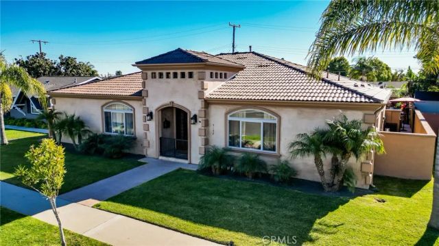 5162 Edinger, Huntington Beach, CA 92649