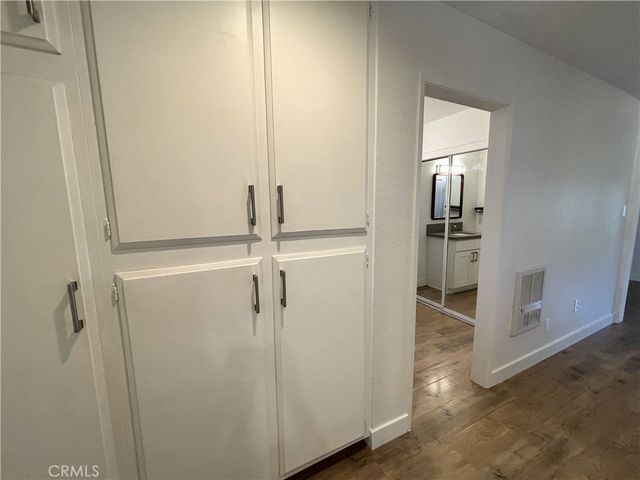1030 W MacArthur Boulevard 38, Santa Ana, CA 92707