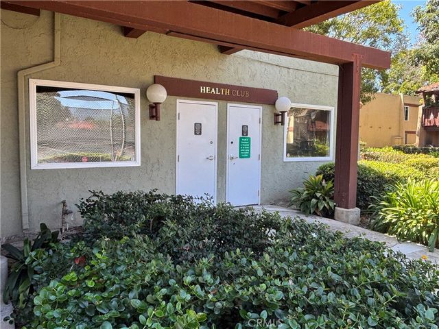 1030 W MacArthur Boulevard 38, Santa Ana, CA 92707